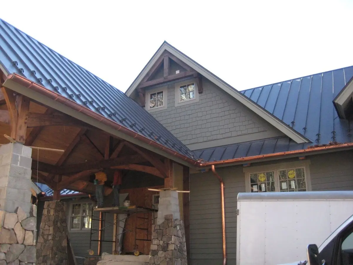 Craftsman Roofing team delivering quality roofing work in Mountain Park